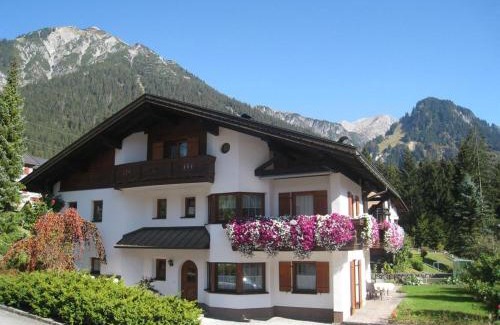 Dalaas Apartment | Haus Oberluggauer