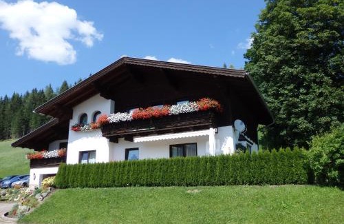 Neuberg House | Haus Ratgeb