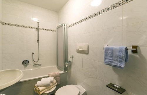 San Lorenzo di Sebato Apartment | Haus Schönblick