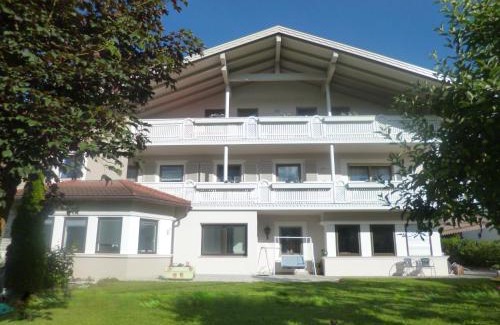 San Lorenzo di Sebato Apartment | Haus Schönblick