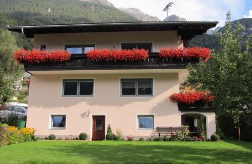Fulpmes Apartment | Haus Vogelsberger