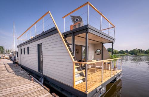 Fehmarnsund House | Hausboot Schatzkiste