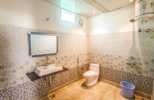 Sakalana Range Resort | Haut Monde King's Paradise Resort