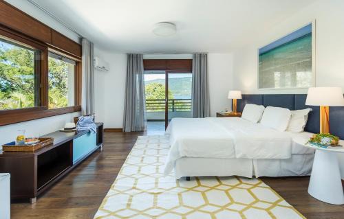 Lagoa da Conceicao Hotel | Haute Haus - Guest House