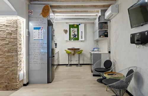 Vilanova I la Geltru House | Hauzify I Novavila Centre Rooms