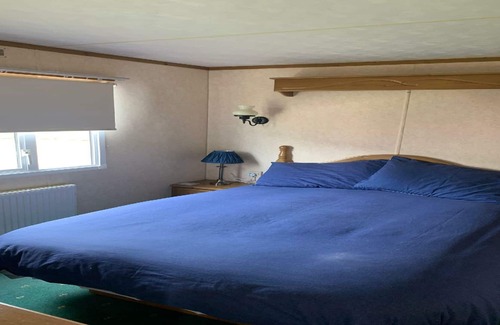 Clacton-on-Sea Ski Chalet | Haven Holiday Park 2 Bedroom Holiday Home