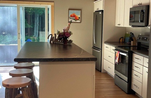 Frankfort House | Havens to Betsie - SPA AND MODERN LUXURY IN NATURE