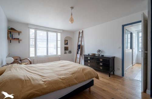 Saintes Villa | Havre de Paix en Ville