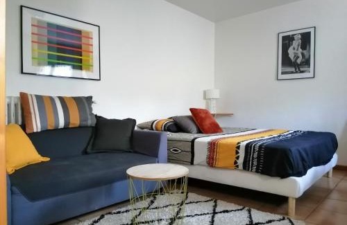 Boulazac-Isle-Manoire Apartment | HAVRE NATURE - le nid à 3km