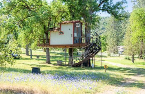 Oakhurst House | Hawk's Rest