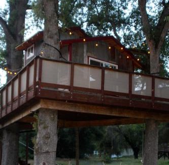 Oakhurst House | Hawk's Rest