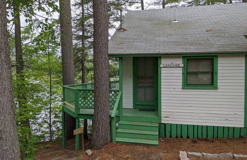 Raymond Cottage | Hawthorne Cottages Lakeside