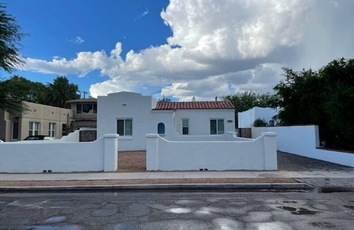 Sam Hughes House | Hawthorne House - Historic Sam Hughes - U of A - Downtown Tucson