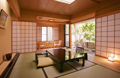 Kaminoyama Hotel | Hayamakan