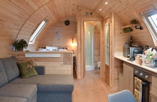 Battle House | Hayfield Haven-Uk40691