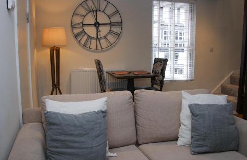 Bridgnorth Apartment | Hazel Cottage
