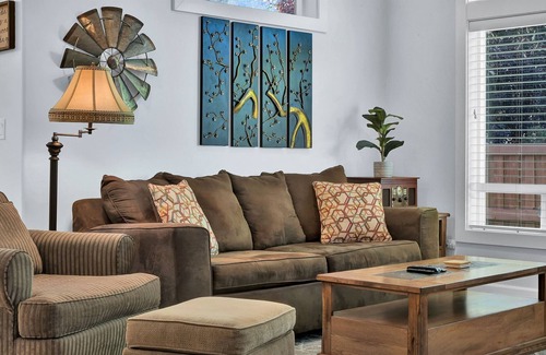 Southwest Ada County Alliance House | Hazelwood Haven- Single Level Home; Seasonal Pool