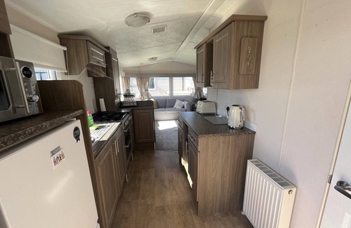 Heacham Ski Chalet | Heacham Beach Coastal 2 Bedroom Chalet Retreat