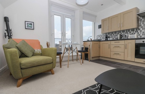 Coverack Cottage | HEADLAND APT 17, country holiday cottage, with a garden in Coverack