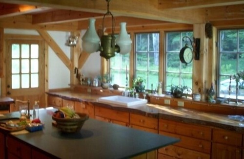 Dorset Cabin | Headwaters-Very secluded, quiet, mountain views, babbling brook, country living.