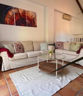 Aracena House | Hearth & Oak