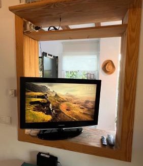 Aracena House | Hearth & Oak