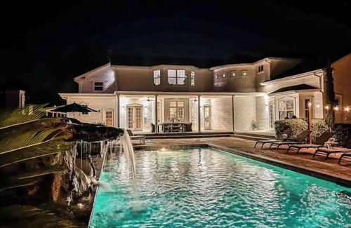 Fallbrook House | Heated Pool 40' Waterslide, Spa, Sauna, 5Beds 5Baths