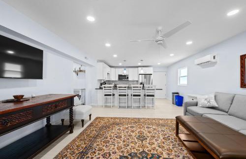 Laguna Shores Apartment | Heated Pool Home steps to the beach