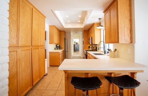 Los Alamos House | Heated pool, hot tub, walk to tasting rooms!