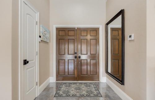 Fort Myers House | Heated Pool, Sleeps 8 - Villa Sunny Daze