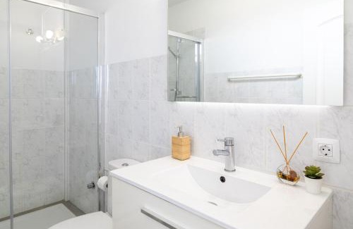 Arenas del Mar House | Heated Salt Pool, Jacuzzi & Seaside Spa Villa in MEDANO