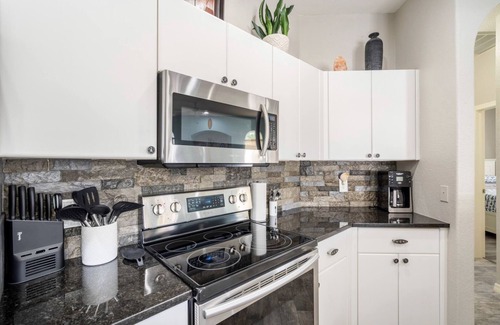 North Port House | Heated Saltwater Pool Home in Quiet neighbourhood