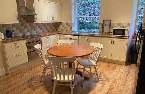 Inverness House | Heather House, beautiful family home, sleeps 8