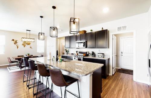 Colorado Springs House | Heathland Hideaway