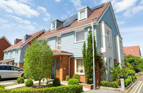 Yiewsley House | Heathrow Garden House - West Drayton, London - Benjamin Guest House