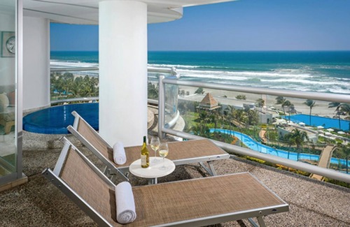 Granjas del Marques Apartment | Heaven at Your Feet in Acapulco