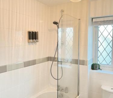 Broadheath Apartment | Heaven Gate