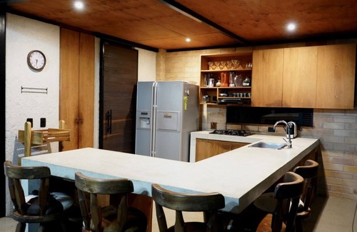 San Vicente Villa | Heavenly Escape to Villa Gambaru w/Jacuzzi & Sauna
