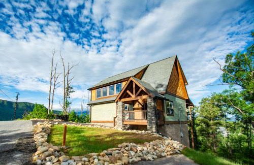 Gatlinburg - Pigeon Forge House | Heavenly Hangout
