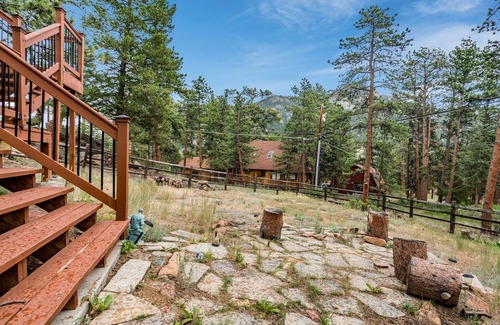 Carriage Hills Cabin | Heavenly Pines - Ev #3361 5 Bedroom Home by RedAwning