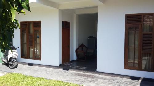 Pelena House | Hector House