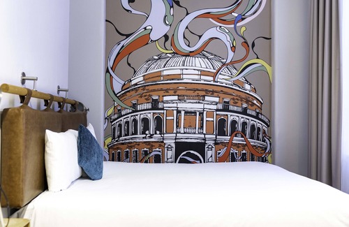 Earl's Court Hotel | Heeton Concept Hotel Kensington