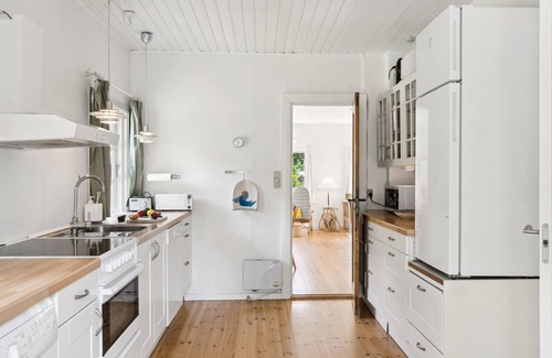 Rrvig House | "Heidl" - 1.3km to the fjord by Interhome