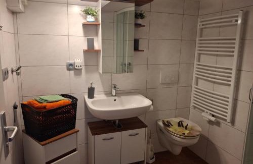 Reinhardshausen Apartment | Heikes kleines Souterrain Apartment