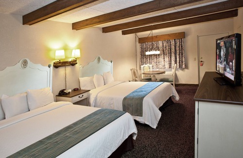 Helen Hotel | Helendorf River Inn, Suites & Conference Center
