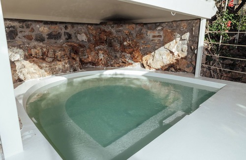 Mavrikiano Villa | Heliopetra Villa