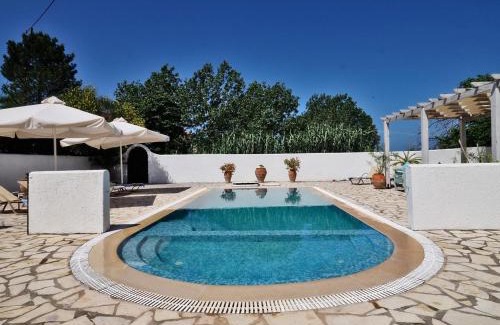 Arillas Villa | Helios Court Villa