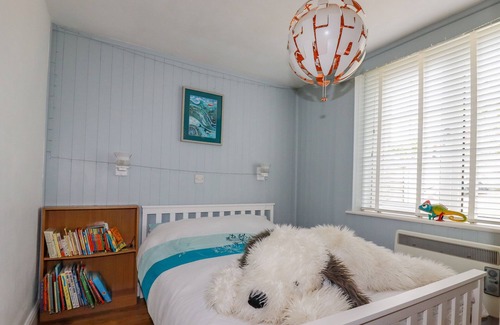 Pentewan Apartment | HELLAND, pet friendly, with a garden in Pentewan