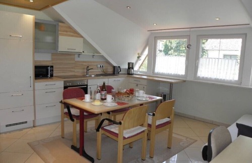 Beilngries Apartment | Helle und Ruhige Ferienwohnung in Waldnähe