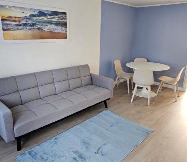 Oberhausen Apartment | Helle und ruhige Ferienwohnung im Ruhrgebiet mit Balkon und Garten